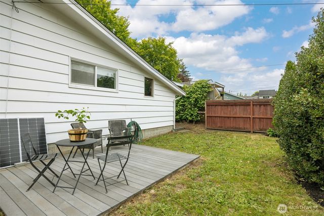 1209 Grover Street, Lynden, WA 98264