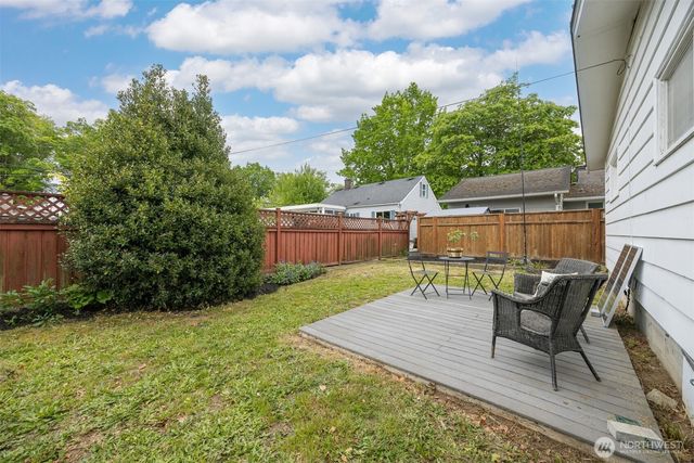 1209 Grover Street, Lynden, WA 98264
