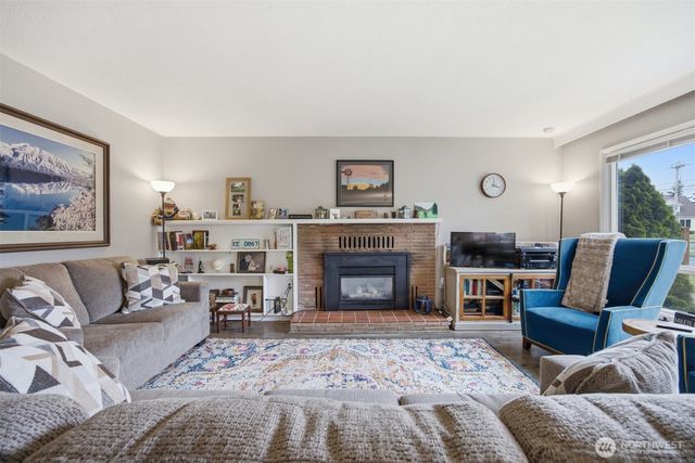 1209 Grover Street, Lynden, WA 98264