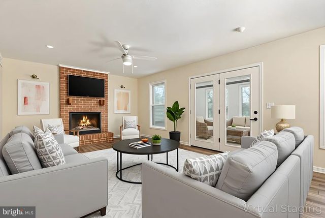 157 OAK DR, Winchester, VA 22603