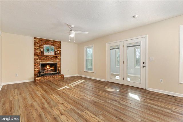 157 OAK DR, Winchester, VA 22603