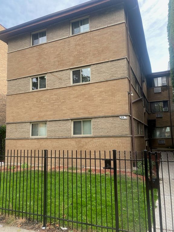 8141 S Ingleside Avenue 1W, Chicago, IL 60619