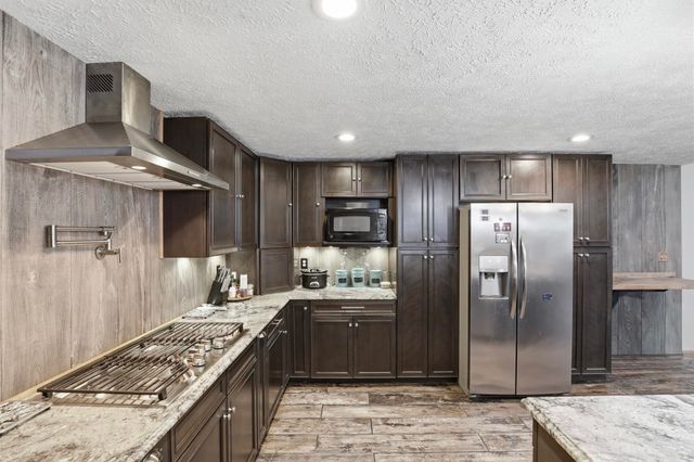 5131 W Glen Grove-Staley Rd, Deer Park, WA 99006