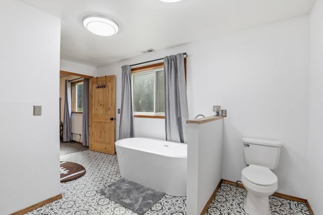 5131 W Glen Grove-Staley Rd, Deer Park, WA 99006