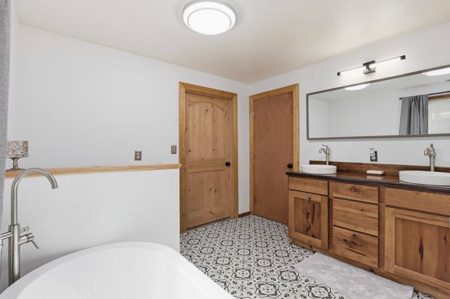 5131 W Glen Grove-Staley Rd, Deer Park, WA 99006