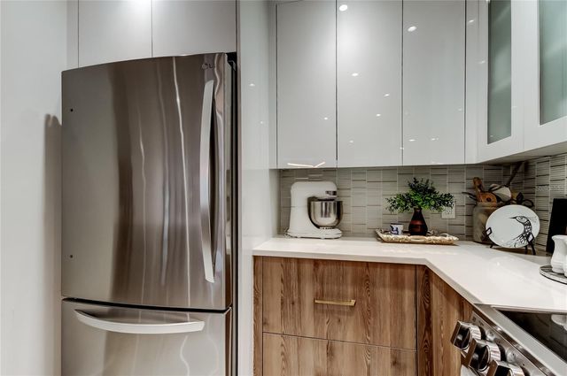 301 2ND STREET N 10, St Petersburg, FL 33701