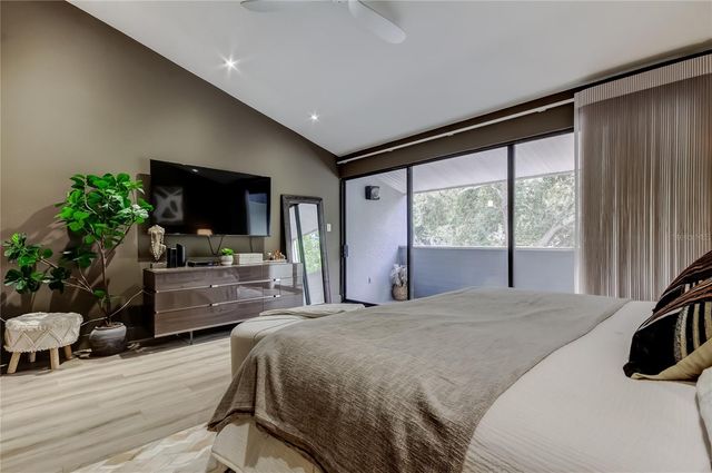 301 2ND STREET N 10, St Petersburg, FL 33701