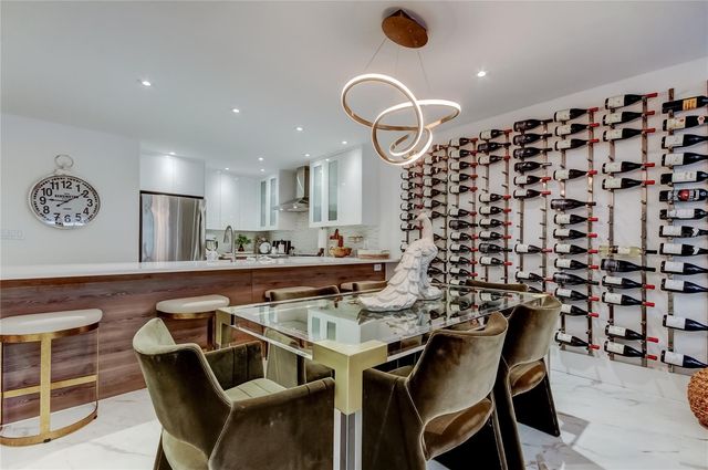 301 2ND STREET N 10, St Petersburg, FL 33701