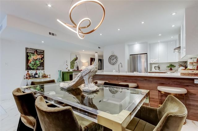 301 2ND STREET N 10, St Petersburg, FL 33701