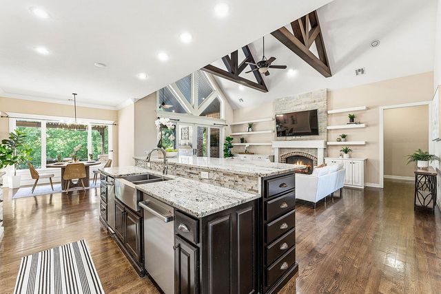 11284 Talamore Boulevard, Bentonville, AR 72712