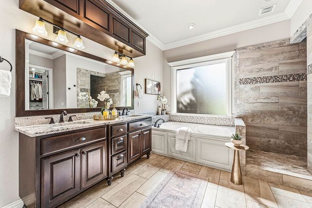 11284 Talamore Boulevard, Bentonville, AR 72712
