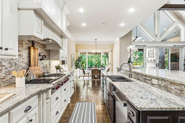 11284 Talamore Boulevard, Bentonville, AR 72712