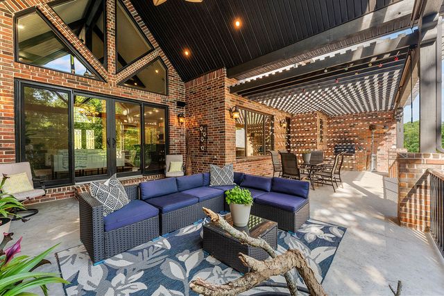 11284 Talamore Boulevard, Bentonville, AR 72712