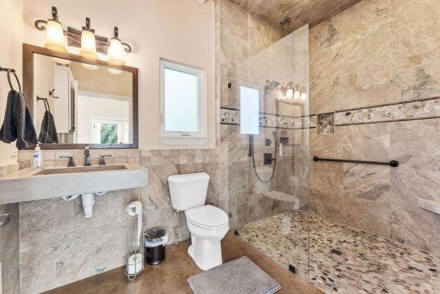 11284 Talamore Boulevard, Bentonville, AR 72712
