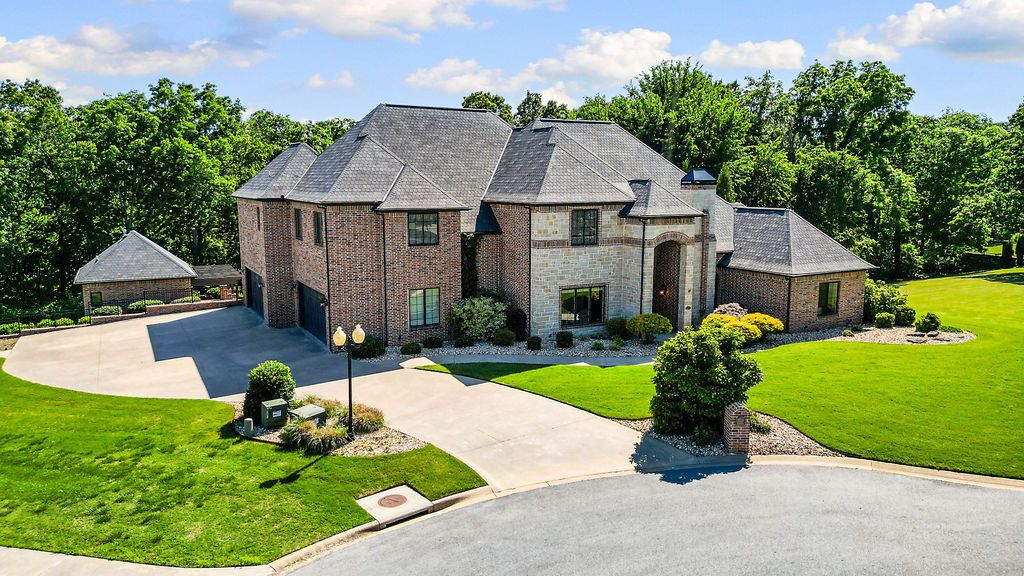11284 Talamore Boulevard, Bentonville, AR 72712