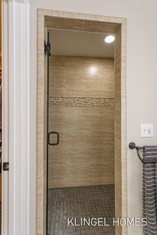 16831 Watersedge Drive, Grand Haven, MI 49417