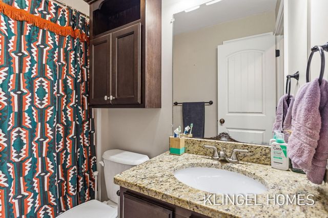 16831 Watersedge Drive, Grand Haven, MI 49417