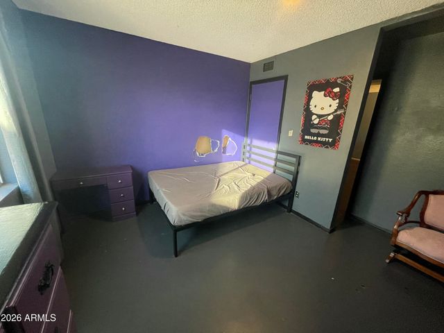 1814 W CHEYENNE Drive, Chandler, AZ 85224