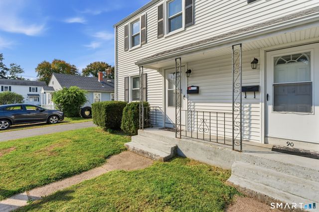 92 Seaman Circle, Manchester, CT 06040