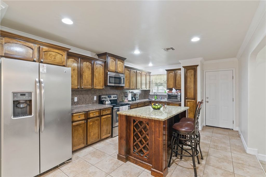1126 Green Willow Dr, Corpus Christi, TX 78405 — photo 3