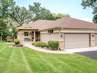 2621 Cardinal Court, North Saint Paul, MN 55109