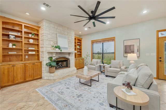 7754 Edge Cut Off Road, Hearne, TX 77859