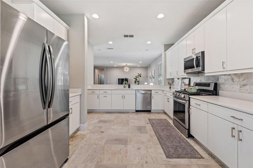 Image 15 of property listing at 7935 WINTER WREN STREET, Winter Garden, FL 34787