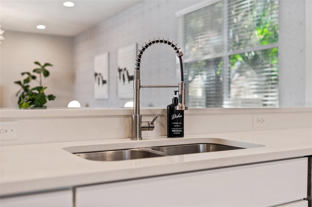 Image 17 of property listing at 7935 WINTER WREN STREET, Winter Garden, FL 34787