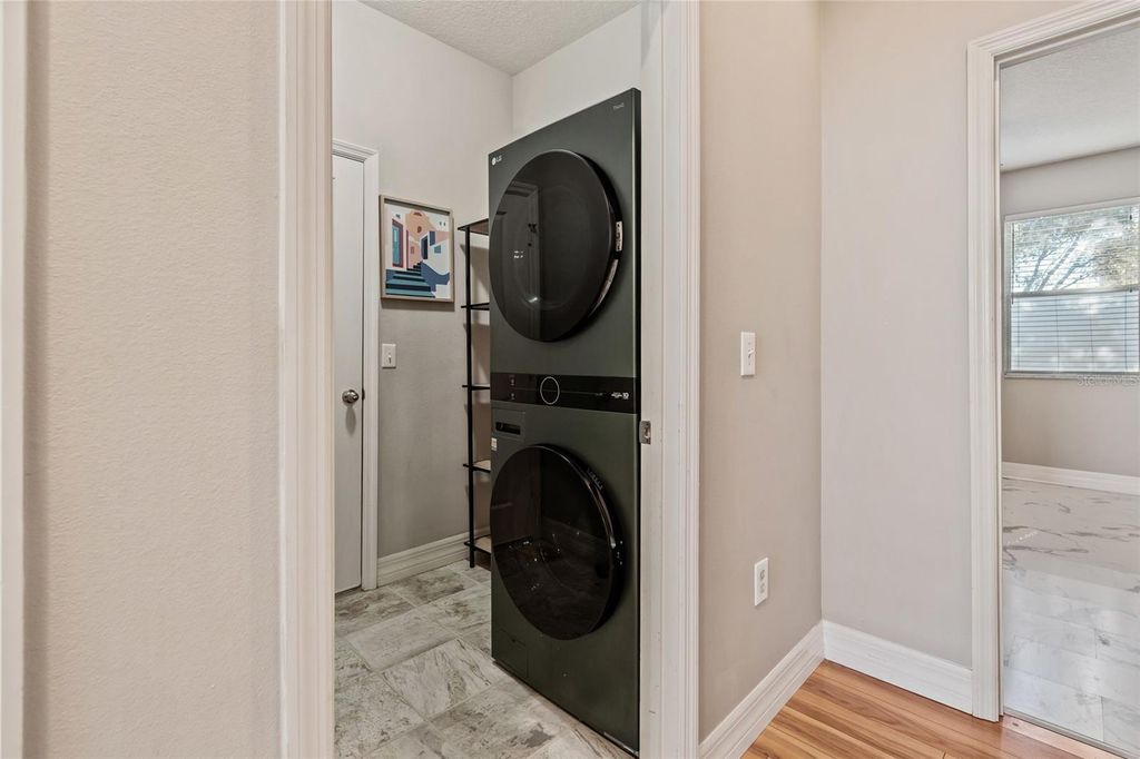 Image 25 of property listing at 7935 WINTER WREN STREET, Winter Garden, FL 34787