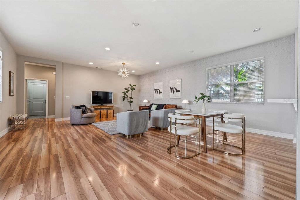 Image 7 of property listing at 7935 WINTER WREN STREET, Winter Garden, FL 34787