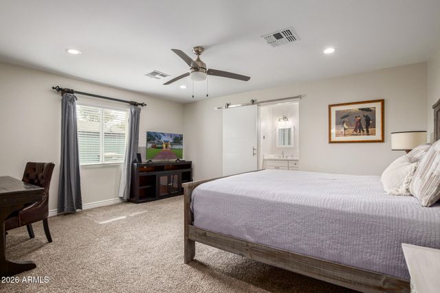 2209 E WINDSOR Avenue, Phoenix, AZ 85006