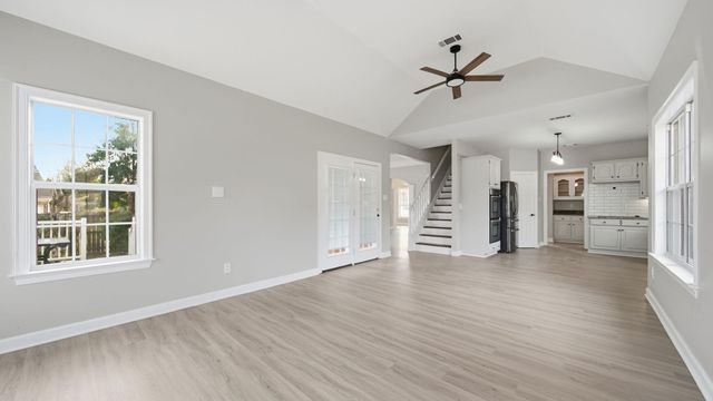 878 CHARLES PL, Munford, TN 38058