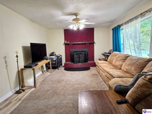 136 Anna Drive, Rineyville, KY 40162