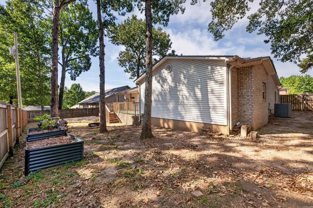 105 Chisholm Trail, Hot Springs, AR 71913