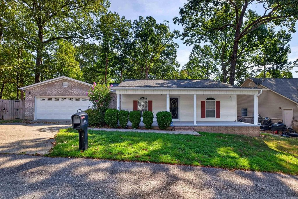 105 Chisholm Trail, Hot Springs, AR 71913