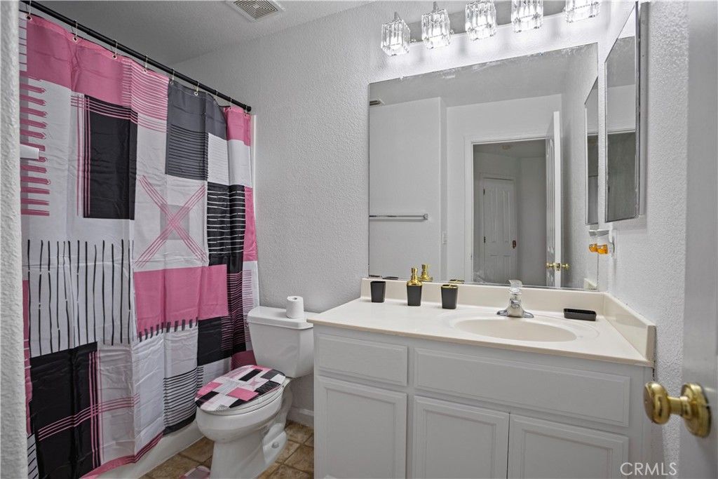 Image 13 of property listing at 2096 Betsy Ross Court, Atwater, CA 95301
