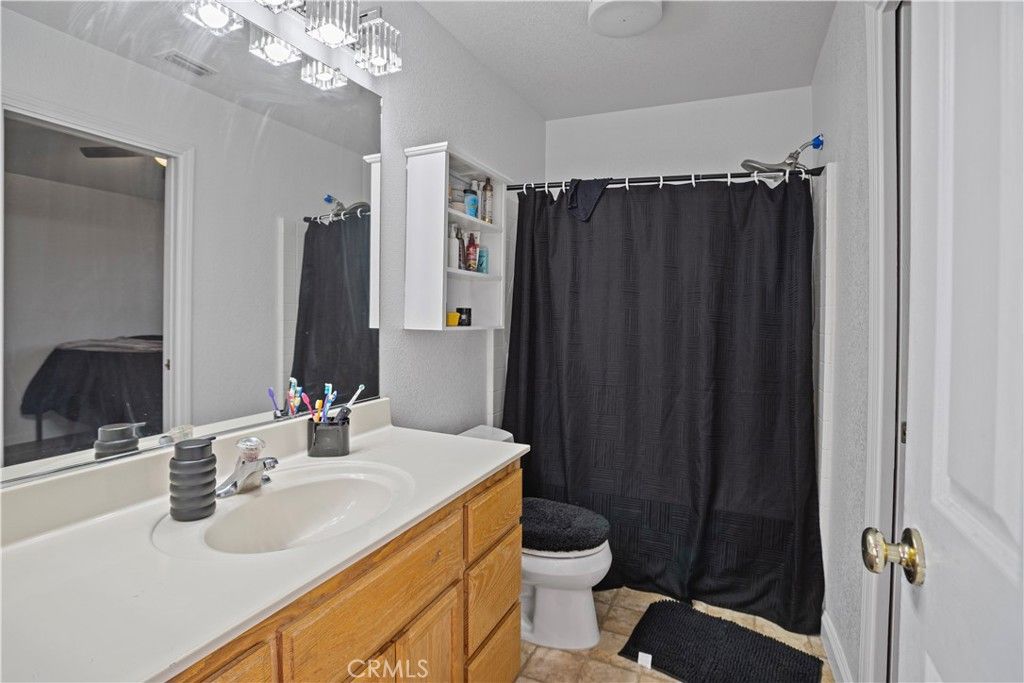 Image 17 of property listing at 2096 Betsy Ross Court, Atwater, CA 95301