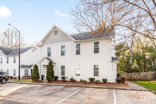 1513 Briar Creek Road B, Charlotte, NC 28205