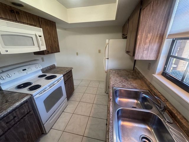 500 NEWELL HILL ROAD 101A, Leesburg, FL 34748