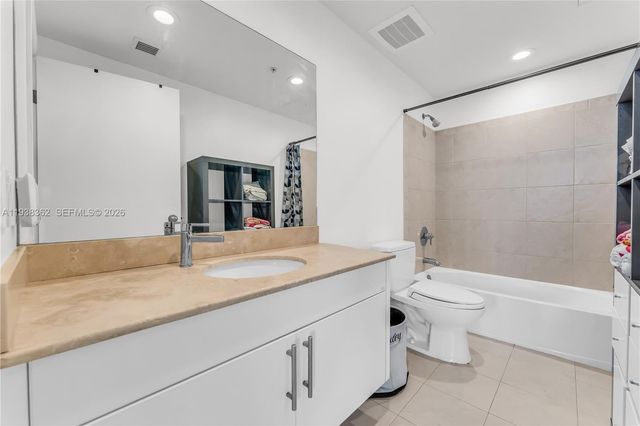 7929 West Dr 702, North Bay Village, FL 33141