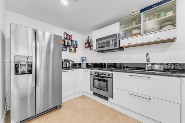 7929 West Dr 702, North Bay Village, FL 33141