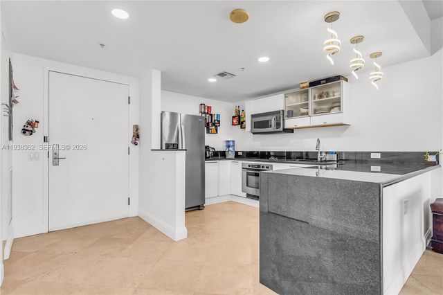 7929 West Dr 702, North Bay Village, FL 33141