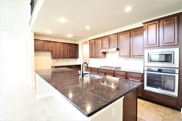 5070 Kerstyn Drive, Frisco, TX 75036