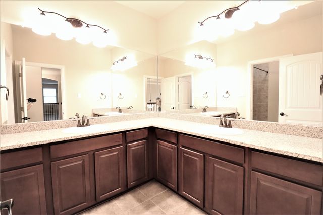 5070 Kerstyn Drive, Frisco, TX 75036