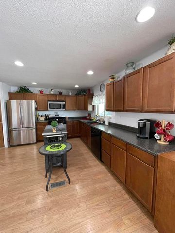33570 Barcelona Drive, Thousand Palms, CA 92276