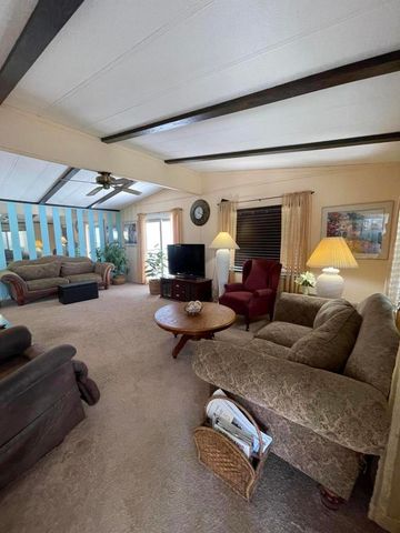 33570 Barcelona Drive, Thousand Palms, CA 92276