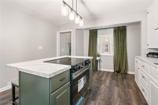 810 Taylor Street SW, Massillon, OH 44647