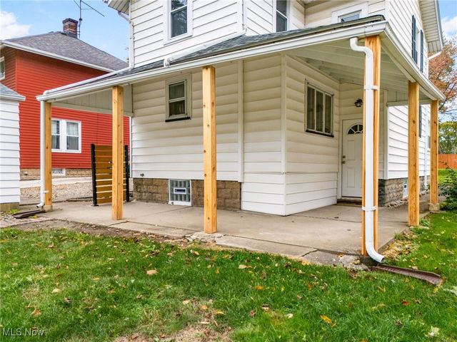 810 Taylor Street SW, Massillon, OH 44647