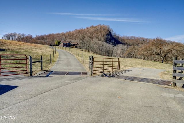 373 Dalewood Road, Johnson City, TN 37601