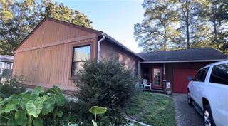 226 Windsor Castle DR, Newport News, VA 23608